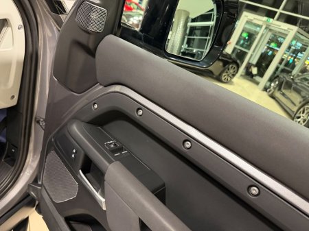 2023 Land Rover Defender 3.0 D300 COMMERCIAL 2 SEATER N1=LOW MILES//HUGE SPEC//1 OWNER=FULL LAND ROVER SERVICE HISTORY=TAILORED FINANCE PACKAGES AVAILABLE=TRADE IN'S WELCOME €64,995 thumbnail