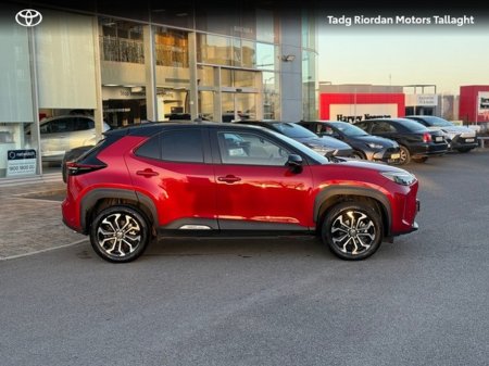 2024 Toyota Yaris Cross YARIS CROSS LUNA SPORT €30,450