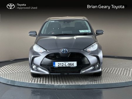 2021 Toyota Yaris LunaSport Hybrid €19,950 thumbnail