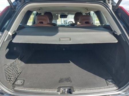 2020 Volvo XC60 D4 INSCRIPTION 5DR AUTO €39,950 thumbnail