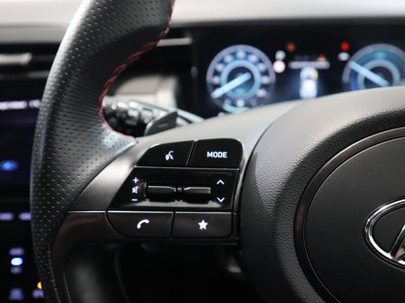 2023 Hyundai Tucson *129* N LINE T-GDI PHEV 4X4 €35,900 thumbnail