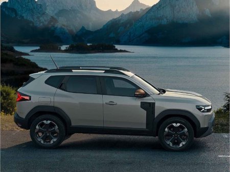 2026 Dacia Duster Journey MHEV 140 and HEV 155 *ORDER YOUR 261 TODAY* €31,665