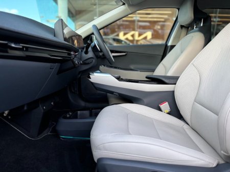 2025 Kia EV6 Earth SEM (Finance available at 3.9% apr) €45,995