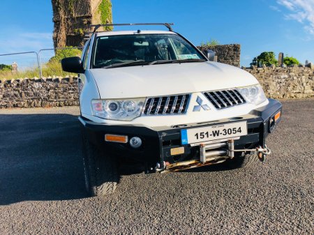 2015 Mitsubishi L200  thumbnail