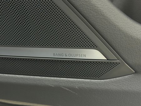 2025 Audi A7 50 TFSI E S LINE BLK ED QUATTRO *PAN ROOF* €79,990 thumbnail