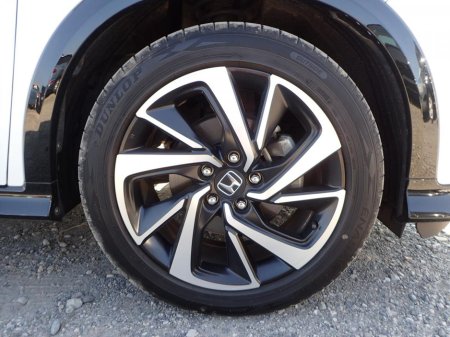 2017 Honda Vezel 172 RS Sensing. Portlaoise Due In.