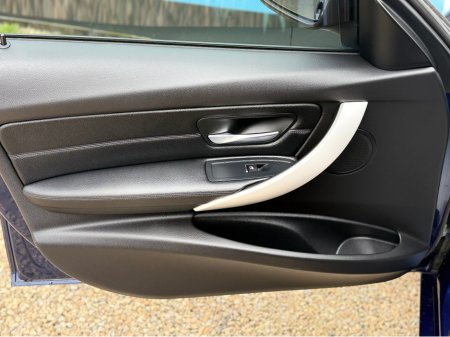 2018 BMW 3 Series AUTOMATIC 320D EFFICIENT DYNAMICS PLUS - NEW NCT TO 01/2028 €17,995 thumbnail