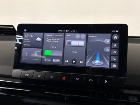 2024 MG 4 EXCLUSIVE- 64KWH**HALF LEATHER INTERIOR**HEATED SEATS & INTERIOR**REVERSING CAMERA**TINTED WINDOWS**ADAPTIVE CRUSIE CONTROL**HISTORY CHECKED**FINANCE ARRANGED** €24,695 thumbnail