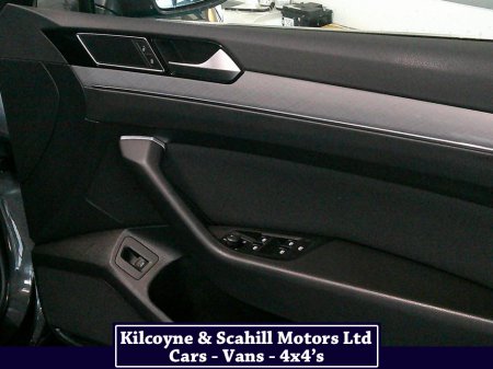 2022 Volkswagen Passat BUSINESS 2.0 TDI MANUAL 6SPEED FWD 150 4DR €27,900 thumbnail