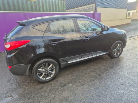 2014 Hyundai ix35 1.7 PREMIUM 4DR €8,900 thumbnail