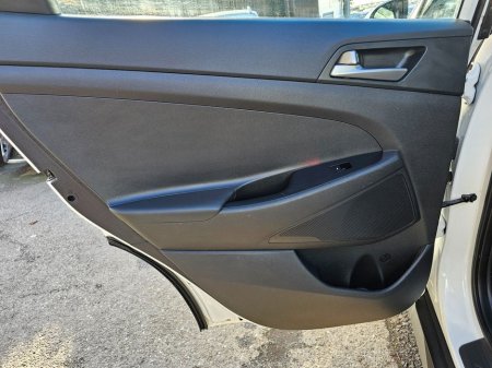 2017 Hyundai Tucson 1.7 CRDI, COMFORT MODEL, LOW MILEAGE, FINANCE, NATIONWIDE WARRANTY, 5 STAR REVIEWS €14,995 thumbnail