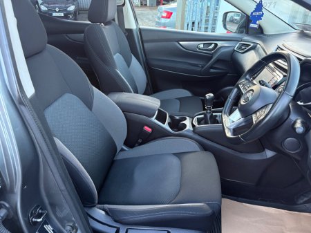 2018 Nissan Qashqai 1.5 DSL SV PREMIUM €15,995 thumbnail