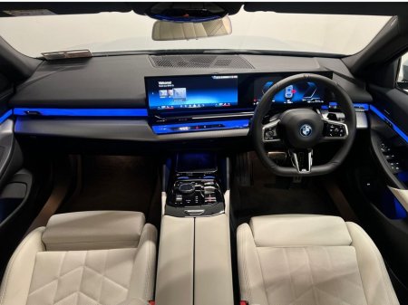 2025 BMW 5 Series 530e PHEV M Sport TOURING €66,995