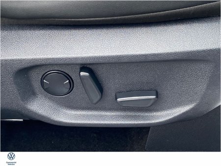 2024 Volkswagen Amarok AMAROK AMAROK AV (5.1) 3.0 237 €53,655 thumbnail