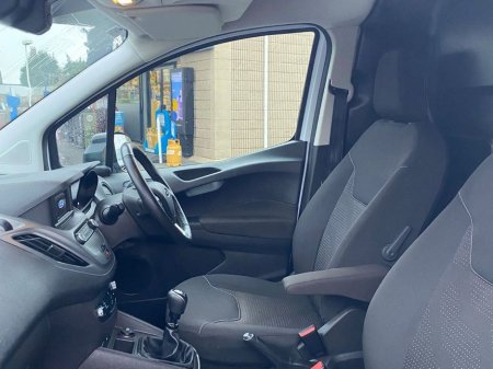 2022 Ford Transit Courier Trend 1.5TD 100PS M6 3DR €12,000 thumbnail
