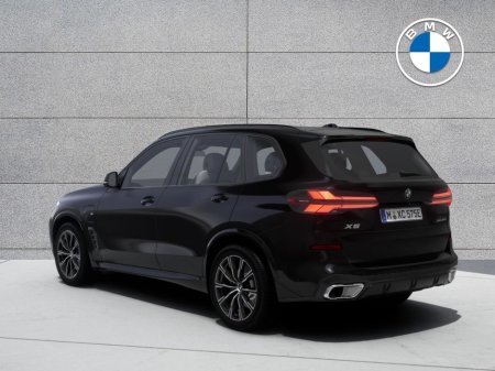 2026 BMW X5 xDrive50e M Sport €104,450
