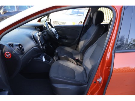 2015 Renault Captur INTENSE (Reserved Deposit Taken) thumbnail