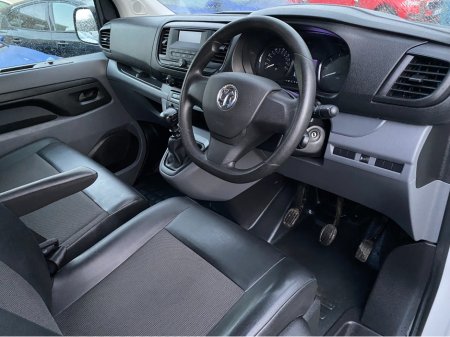 2020 Opel Vivaro 2700 Edition  L1H1 120 €11,495 thumbnail