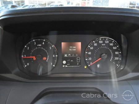 2026 Nissan Interstar L3 H2 SV Premium thumbnail