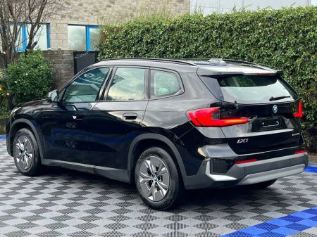 2025 BMW iX1 EDRIVE20 SPORT // NEW 19" ALLOYS // HEADS-UP DISPLAY // HEATED SEATS // ADAPTIVE CRUISE CONTROL €39,900 thumbnail