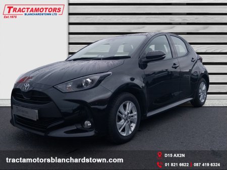 2024 Toyota Yaris 1.5 LUNA €20,499