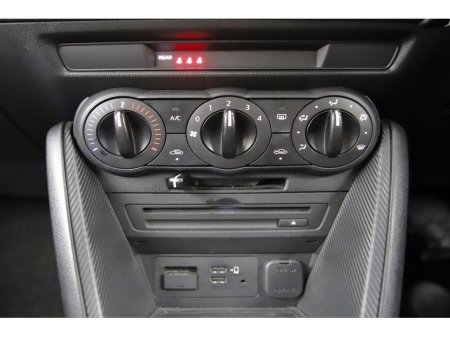 2020 Mazda Mazda2 1.5 AUTO *REVERSE CAM*REAR PARK SENSORS* thumbnail