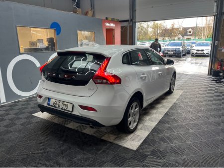 2015 Volvo V40 €14950! 2015 VOLVO V40 AUTOMATIC 2.0L DIESEL / 90K KMS / ADAPTIVE CRUISE CONTROL, REVERSE CAMERA & MORE €14,950
