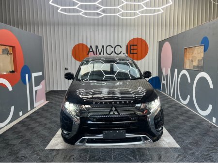 2019 Mitsubishi Outlander €20950! 2019 MITSUBISHI OUTLANDER PHEV 2.4L HYBRID / 92K KMS / HEATED SEATS, LANE ASSIST, REVERSE CAMERA & MORE €20,950