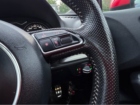 2015 Audi A3 Saloon 1.4 TSI S-LINE EDITION   REVERSING CAMERA / PARKING SENSORS - DRIVE MODE - LOW TAX BAND €16,450 thumbnail