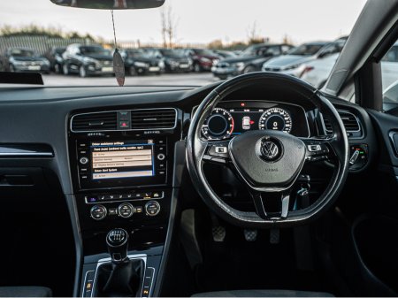 2017 Volkswagen Golf 172 Golf 1.0tsi HIGHLINE/FSH/High spec/1yr warrant €16,888 thumbnail