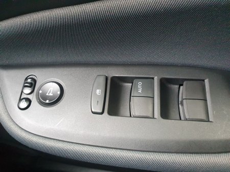 2020 Honda Jazz 1.5 HYBRID AUTOMATIC €16,950 thumbnail