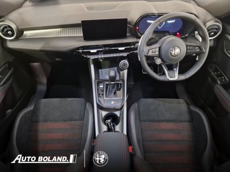 2025 Alfa Romeo Tonale Veloce 1.3 280 PHEV €4000 saving €55,995