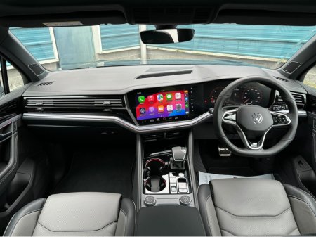 2023 Volkswagen Touareg N1 2 Seat Commercial Van €59,950 thumbnail