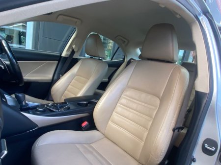 2019 Lexus IS 300 h Executive Edition Hybrid Auto €24,900 thumbnail