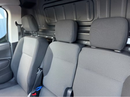 2021 Opel Combo 3 SEATER - 1.5 DIESEL - MANUAL - 12M WARRANTY - CAR: 1599 €14,950 thumbnail