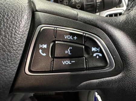 2017 Ford Focus Zetec 1.5 Tdci 171 €13,800 thumbnail