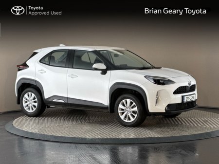 2023 Toyota Yaris Cross LUNA Hybrid €27,950