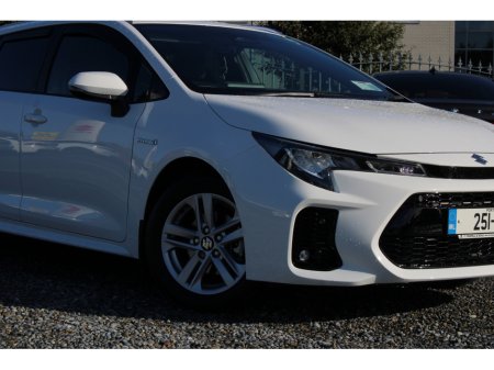 2025 Suzuki Swace 1.8 HYBRID MOTION CVT €31,950