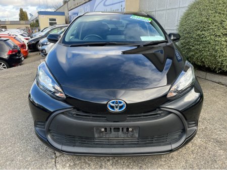 2021 Toyota Aqua AUTOMATIC HYBRID 1.5 PETROL //ADAPTIVE CRUISE CONTROL//CARPLAY//KEYLESS ENTRY//REVERSE CAMERA// €16,950