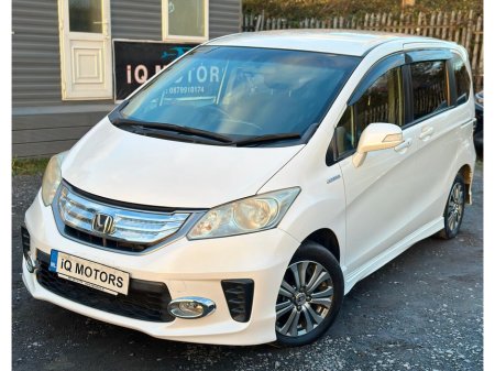 2015 Honda Freed 1.5 Petrol Hybrid Petrol 7 Seater Fresh Import €10,995
