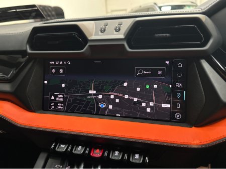 2025 Lamborghini Urus URUS S-E 4X4 V8 TWIN TURBO €359,950 thumbnail