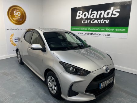2020 Toyota Yaris (Low Kms) HYBRID 1.5 AUTOMATIC 5DR MODEL  www.bolandscarcentre.ie