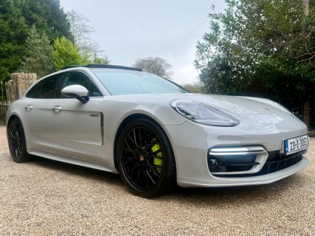 2023 Porsche Panamera 4 E-HYBRID SPORT TURISMO *Colossal Specification* €87,950