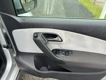 2012 Volkswagen Polo Polo Cross 1.2L Petrol Automatic €8,950 thumbnail