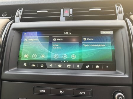 2018 Land Rover Discovery 2.0 TD4 SE 180PS €25,950 thumbnail