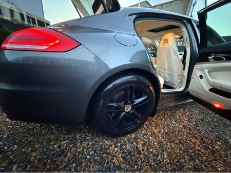 2014 Porsche Panamera PORSCHE PANAMERA 3.0 V6 FACELIFT 300BHP TURBO LOOK,SUNROOF ,HEATED SEATS ,REVERSE CAMERAS,SAT NAV ,PREMIUM TURBO LEATHER (rare) €29,840 thumbnail
