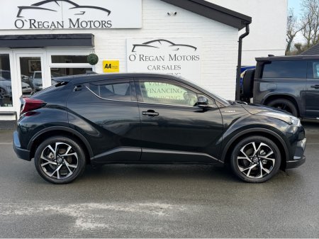 2019 Toyota C-HR 1.8 HYBRID SPORT AUTO €21,950