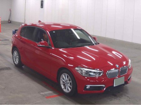 2016 BMW 1 Series SPORT 2.0D AUTOMATIC 150BHP * REAR VIEW CAMERA, PARKING SENSORS FRONT & REAR, ADAPTIVE CRUISECONTROL, MULTIMEDIA DISPLAY, 2 KEYS, MULTIFUNCTION STEERING WHEEL, COMES WITH 2 YEAR NEW NCT *