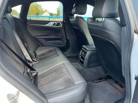 2022 BMW i4 XDRIVE40E M-SPORT COMPETITION // VIRTUAL COCKPIT // NEW 20" COMPETITION ALLOYS // AMBIENT LIGHTING €34,900 thumbnail