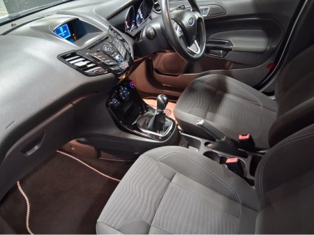 2015 Ford Fiesta 1.25 ZETEC €8,995 thumbnail
